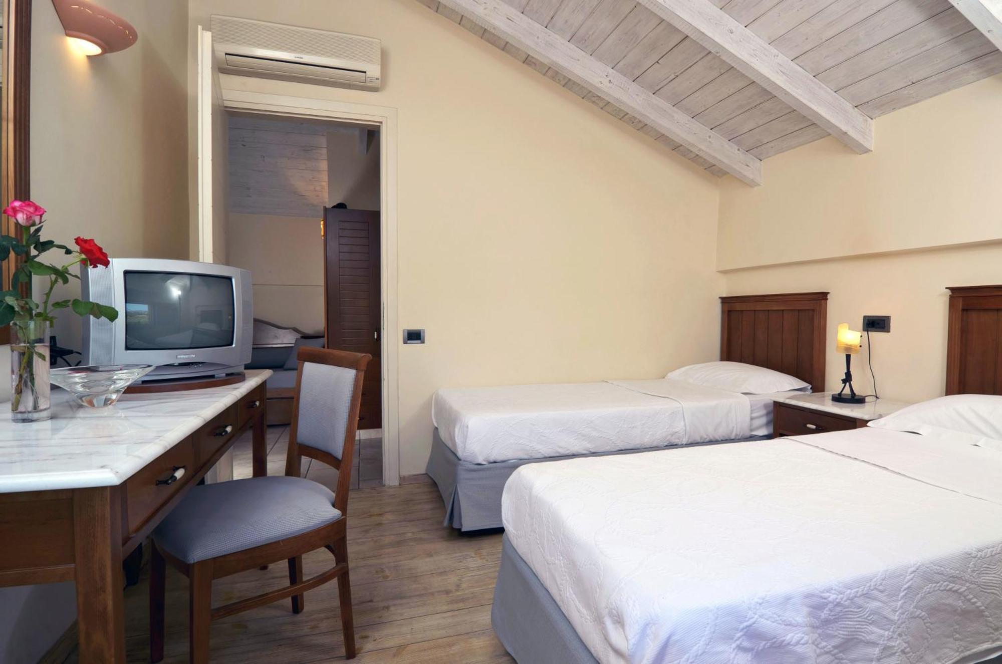 Harmony Hotel Apartments Selianítika エクステリア 写真