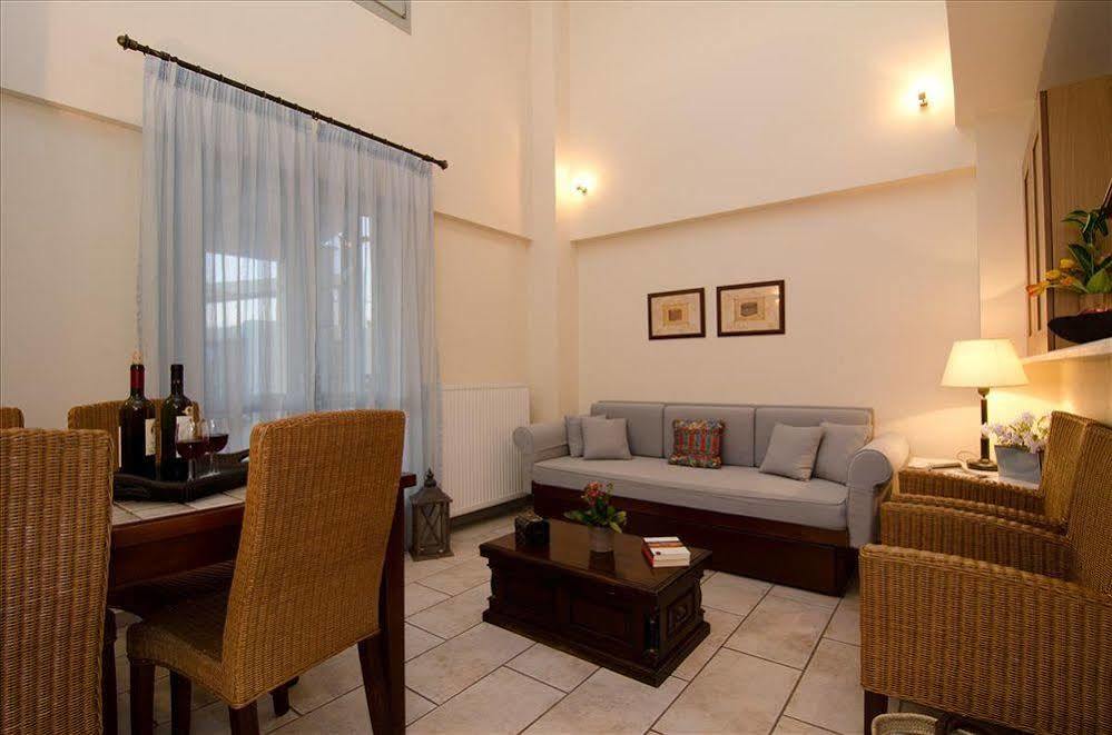 Harmony Hotel Apartments Selianítika エクステリア 写真